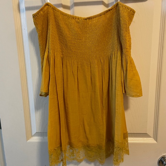 Off the shoulder lace baby doll top, small - Picture 2 of 2